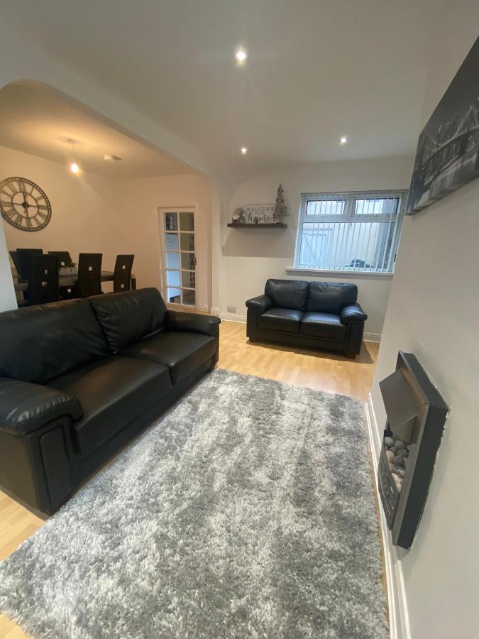 Modern Two Bed House Close To City Centre Belfast Exterior photo